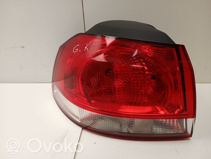 Volkswagen Golf VI Aizmugurējais lukturis virsbūvē 89090598