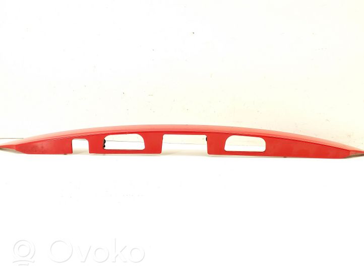 Toyota Yaris Lampa oświetlenia tylnej tablicy rejestracyjnej 768010D192