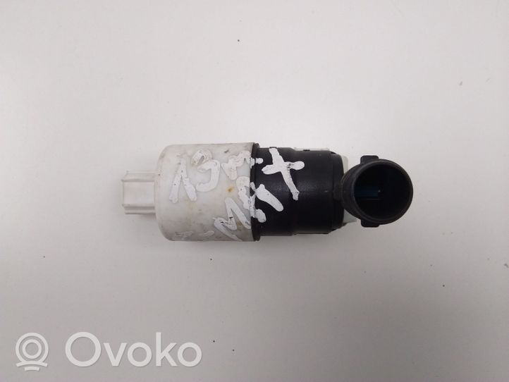 Ford C-MAX II Windscreen/windshield washer pump BK2117K624BA