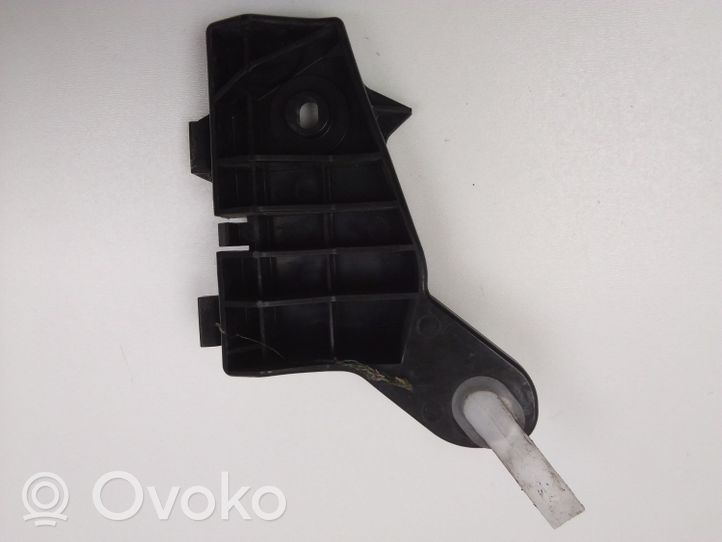 Lexus RX 330 - 350 - 400H Puskurin kannattimen kulmakannake 5215648011