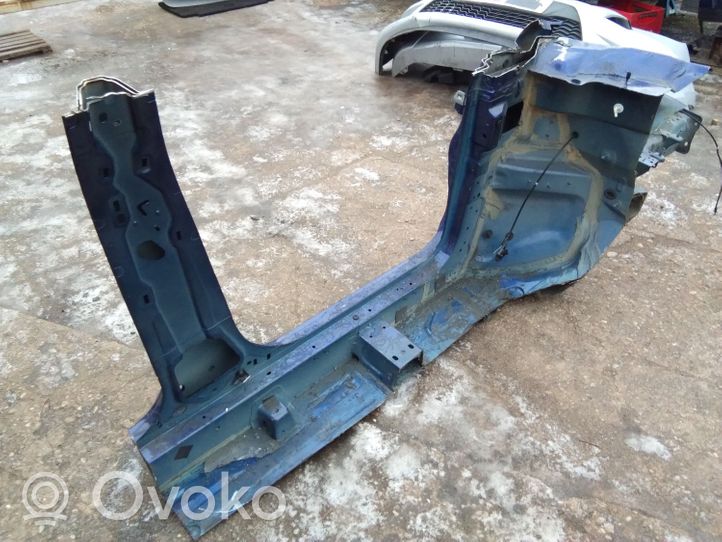 Ford Focus Longeron support avant 