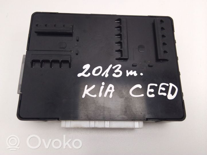 KIA Ceed Modulo di controllo del corpo centrale 95400A2880