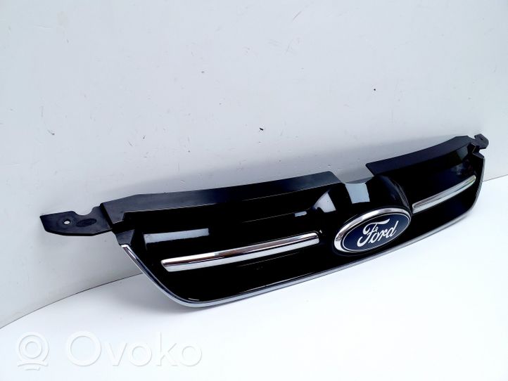 Ford Grand C-MAX Grille calandre supérieure de pare-chocs avant AM51R8200B