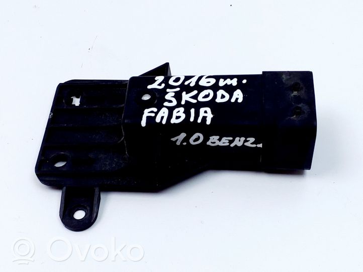 Skoda Fabia Mk3 (NJ) Relais de ventilateur de liquide de refroidissement 5J0919506