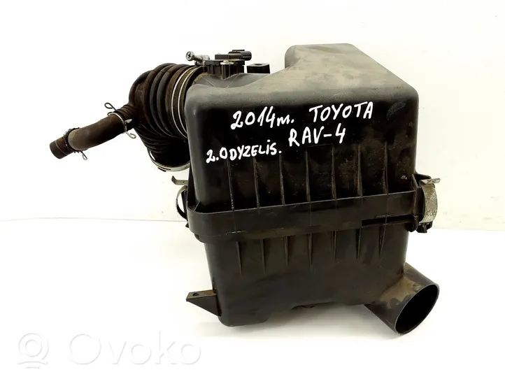 Toyota RAV 4 (XA40) Gaisa filtra kaste 1770526140