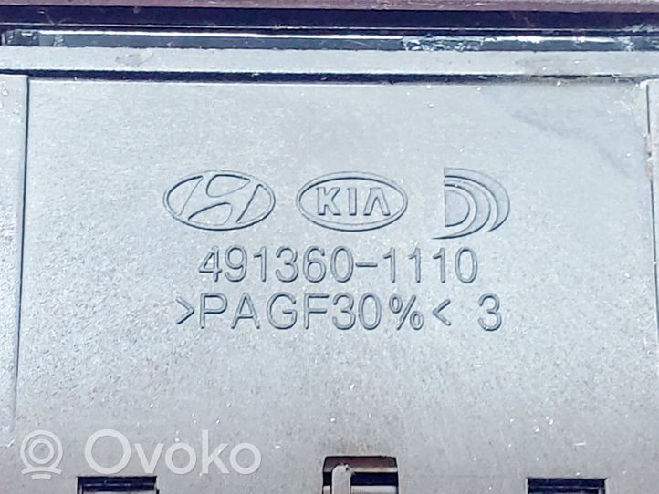 KIA Sportage Hätävilkkujen kytkin 4913601110