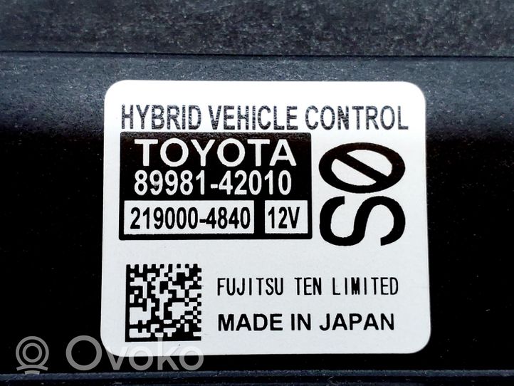 Toyota RAV 4 (XA40) Korin keskiosan ohjainlaite 2190004840