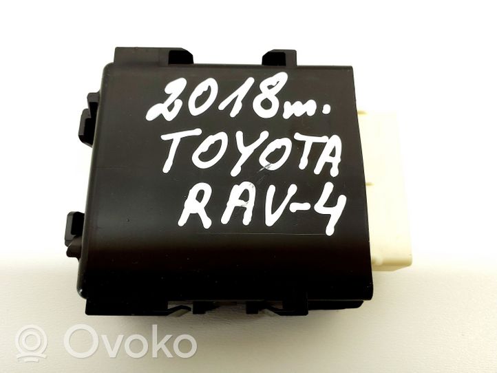 Toyota RAV 4 (XA40) Muut laitteet 8594042030