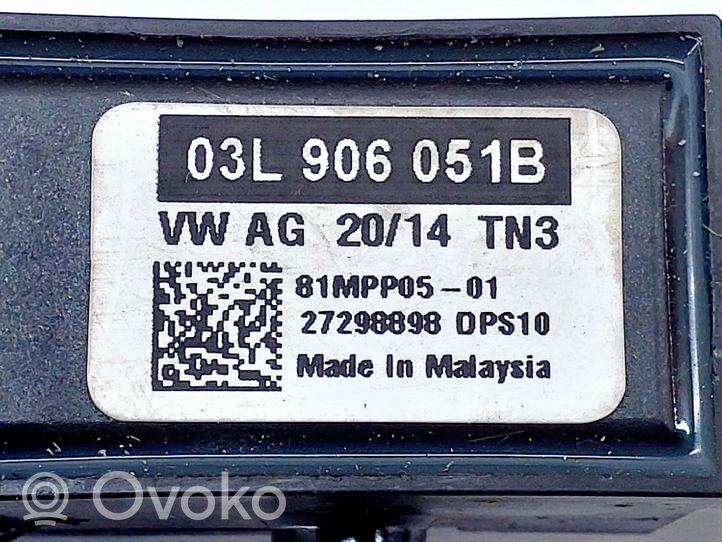 Volkswagen Golf VII Pakokaasun paineanturi 03L906051B