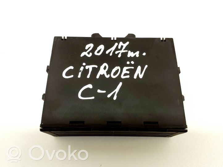 Citroen C1 Sterownik / Moduł drzwi 897400H040D