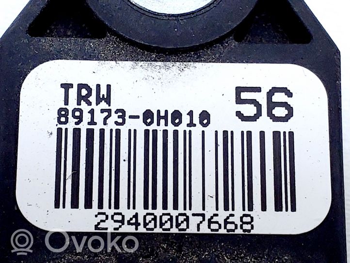 Toyota Aygo AB40 Czujnik uderzenia Airbag 891730H010