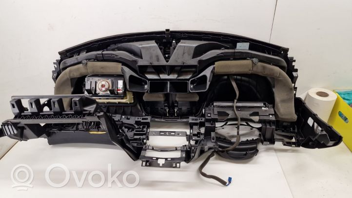 Nissan X-Trail T32 Dashboard 