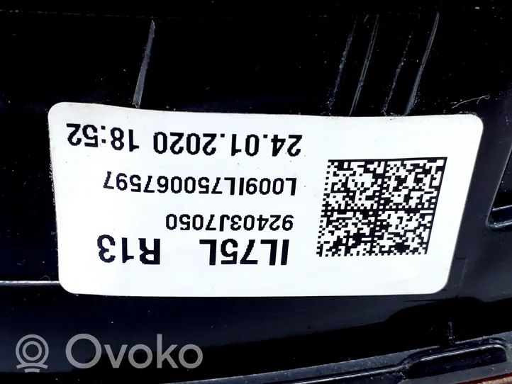 KIA Ceed Takaluukun takavalot 92403J7050