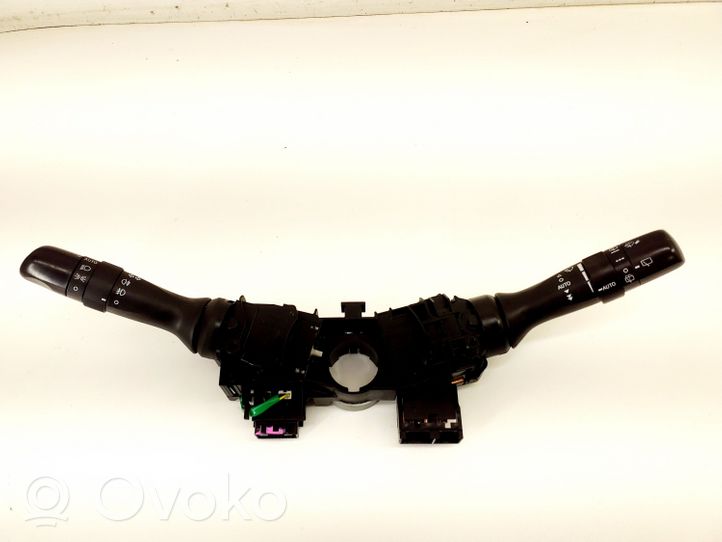 Toyota Yaris Leva/interruttore dell’indicatore di direzione e tergicristallo 0D31017F939