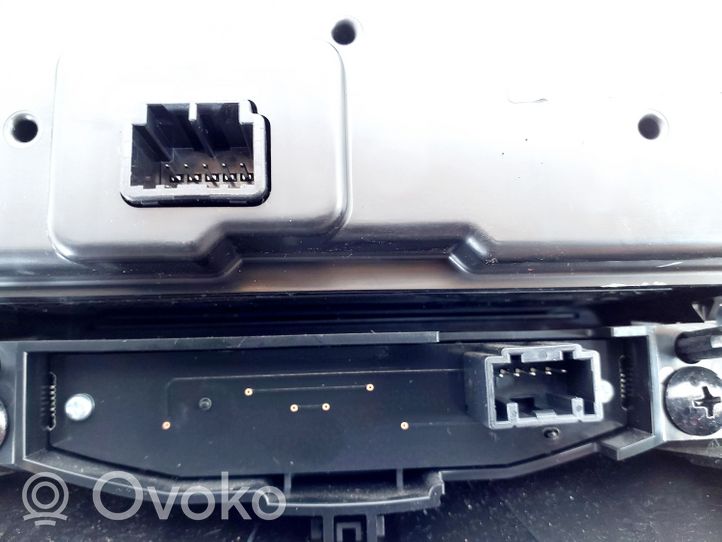 Nissan Qashqai Salona ventilatora regulēšanas slēdzis 275004EA1A