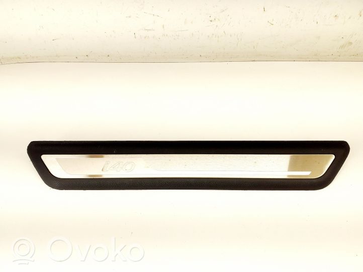 Hyundai i40 sill trim set (inner) 858833Z100