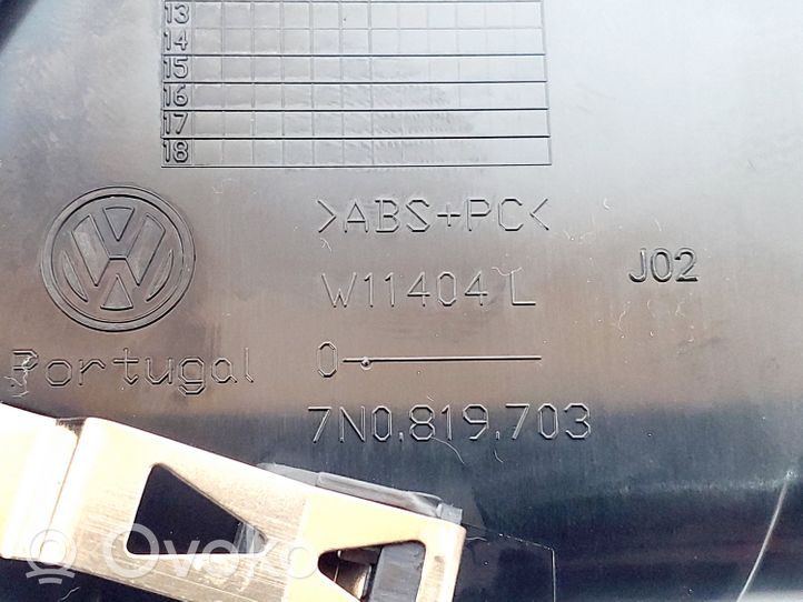Volkswagen Sharan Dysze / Kratki nawiewu deski rozdzielczej 7N0819703D