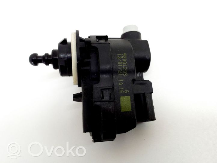 Nissan Qashqai Žibintų aukščio reguliavimo varikliukas 92001203