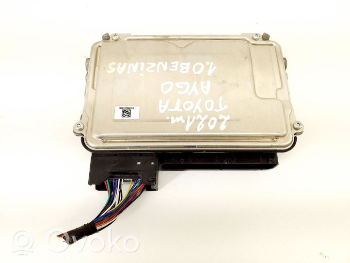 Toyota Aygo AB40 Sterownik / Moduł ECU 896610H770