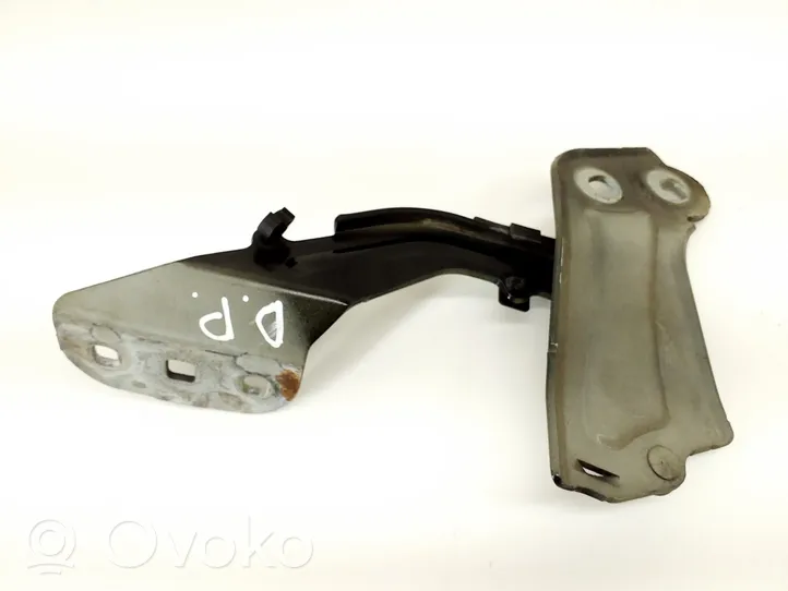 Ford Focus Engine bonnet/hood hinges BM51A16800AD