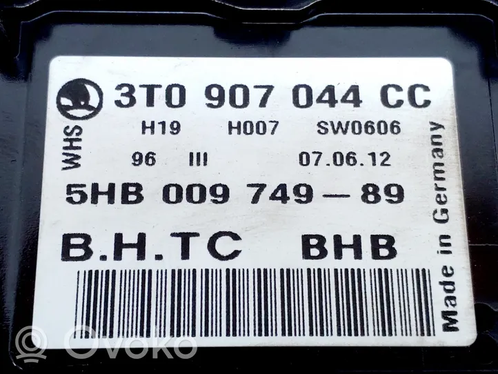 Skoda Superb B6 (3T) Przełącznik / Włącznik nawiewu dmuchawy 3T0907044CC