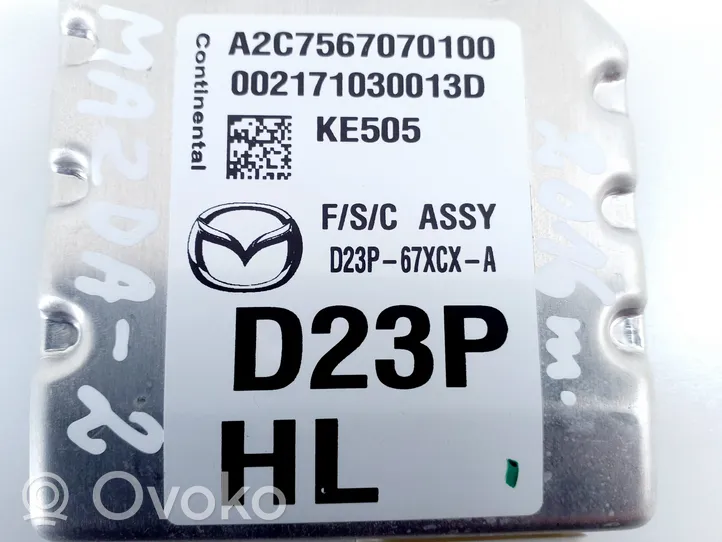 Mazda 2 Kamera zderzaka przedniego D23P67XCXA