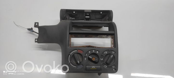 Opel Astra F Panel klimatyzacji 90414063LH