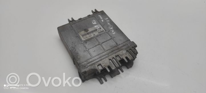 Renault Scenic I Calculateur moteur ECU 0281010077