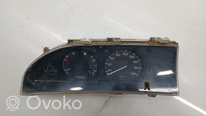 Toyota Corolla E100 Compteur de vitesse tableau de bord 830101E510