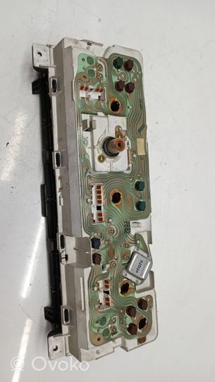 Nissan Bluebird Compteur de vitesse tableau de bord 50P86200