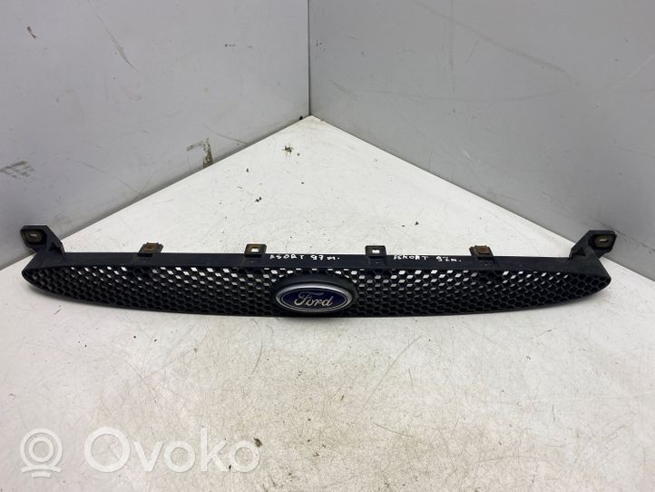 Ford Escort Front bumper upper radiator grill 95AB