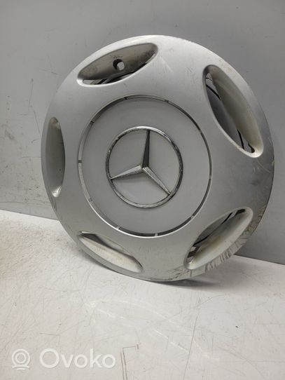 Mercedes-Benz C W202 Колпак (колпаки колес) R 15 2024010624