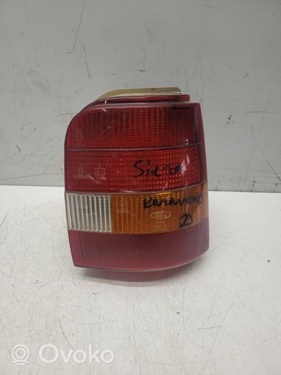 Ford Sierra Lampa tylna 83BG13A602