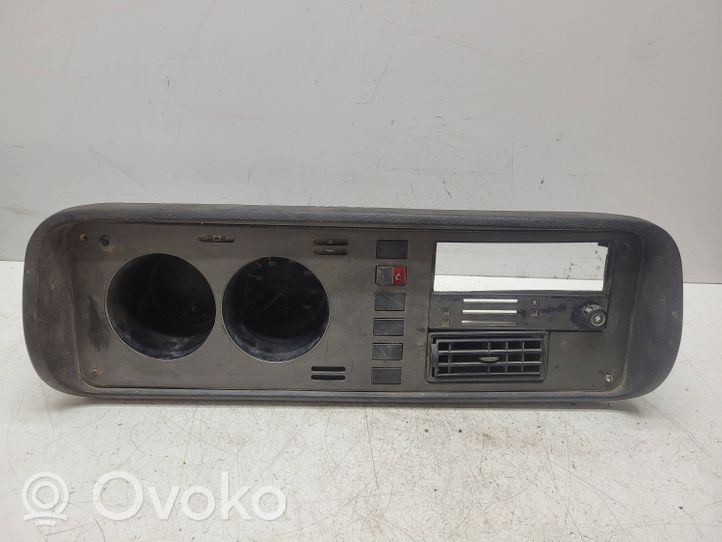 Volkswagen I LT Speedometer (instrument cluster) 