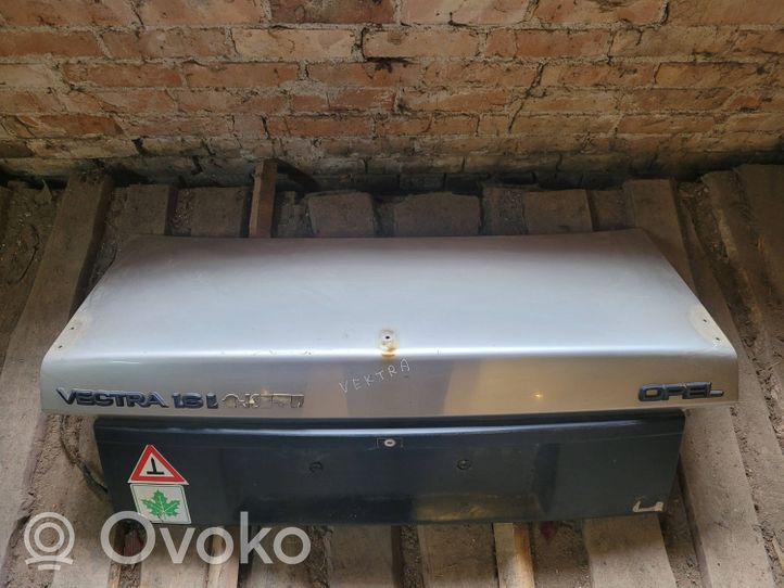 Opel Vectra A Tailgate/trunk/boot lid 