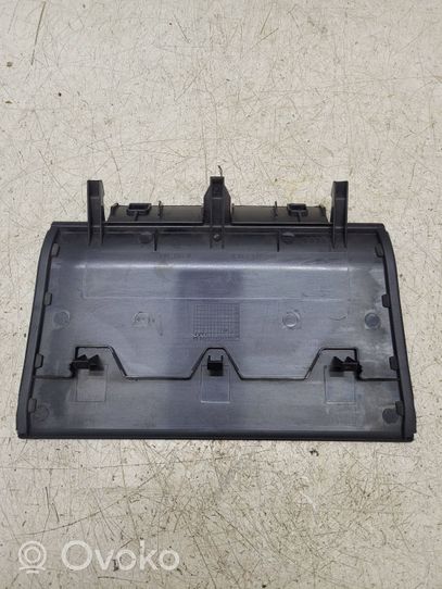 Audi A3 S3 8P Panel popielniczki przedniej tunelu środkowego 8P0864138B