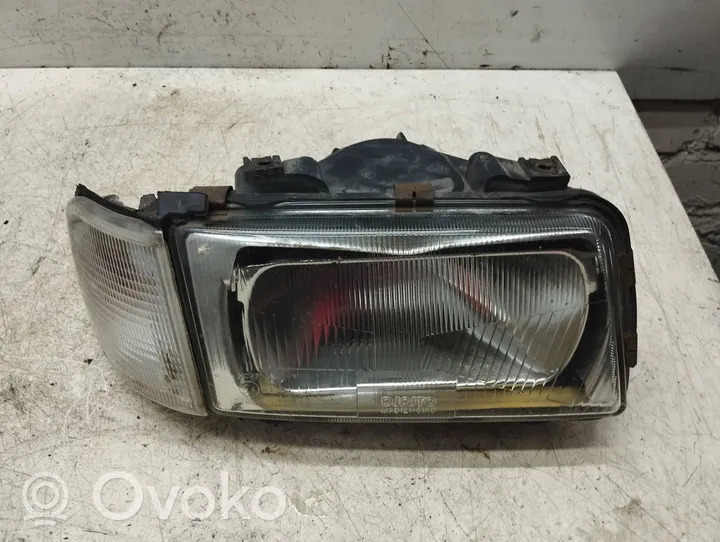 Audi 80 90 S2 B4 Lampa przednia 029666