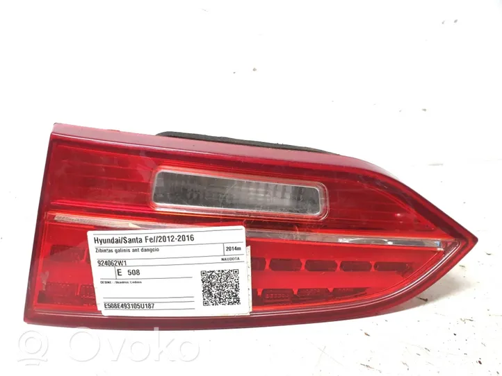 Hyundai Santa Fe Tailgate rear/tail lights 924062W1