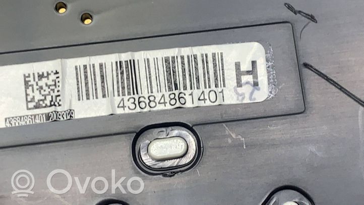 BMW M5 F90 Kitas salono žibintas 4368486140