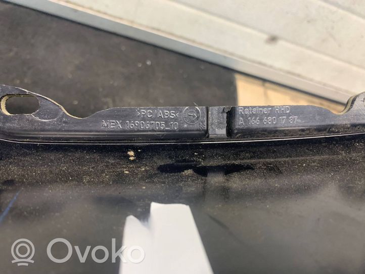 Mercedes-Benz GLE (W166 - C292) Rivestimento pannello inferiore del cruscotto A1666801787