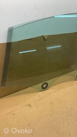 BMW 4 F36 Gran coupe Rear door window glass 7309728