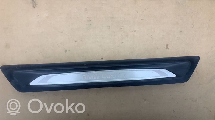 BMW X4 G02 Priekinio slenksčio apdaila (vidinė) 7260929