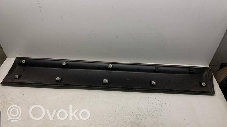 Nissan Qashqai Rivestimento della portiera anteriore (modanatura) 80871JD00A