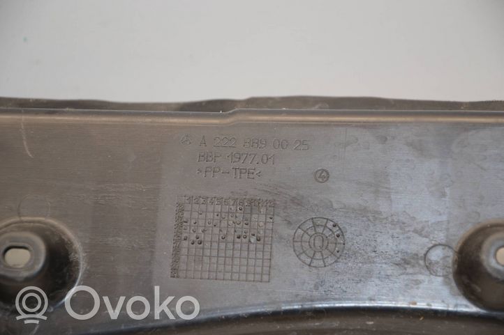 Mercedes-Benz S W222 Rivestimento dell’estremità del parafango A2228890025