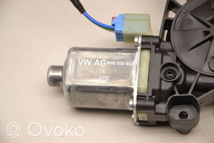 Audi A5 Moteur de lève-vitre de porte avant 8W0959802