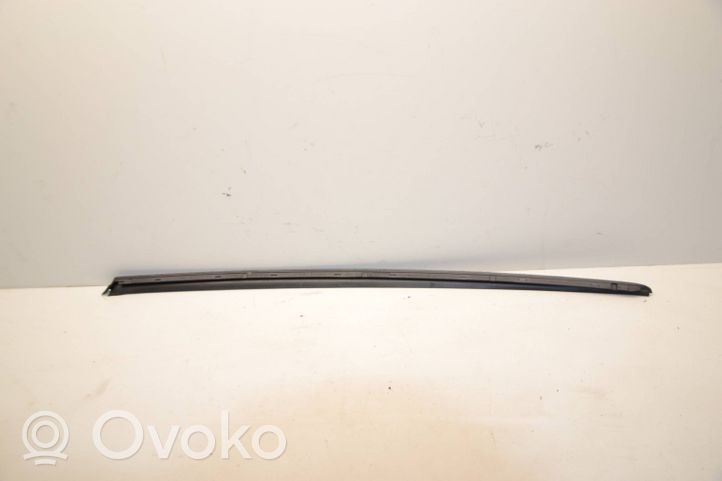 Audi A5 Windshield trim 8W6854327B