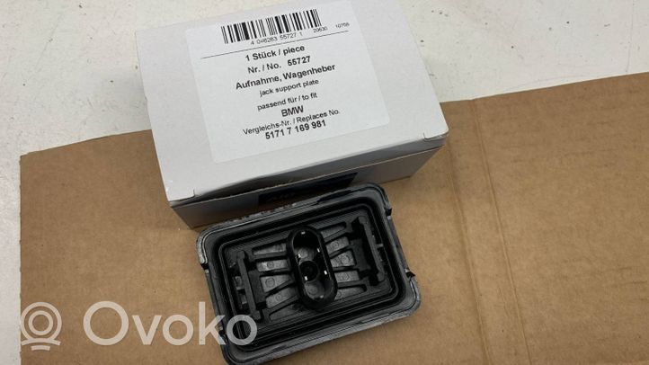 BMW 1 F20 F21 Base della presa Jacking 51717169981