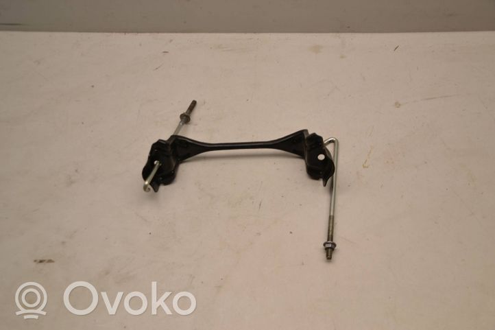 Nissan Qashqai Staffa di montaggio della batteria 24427EB70A