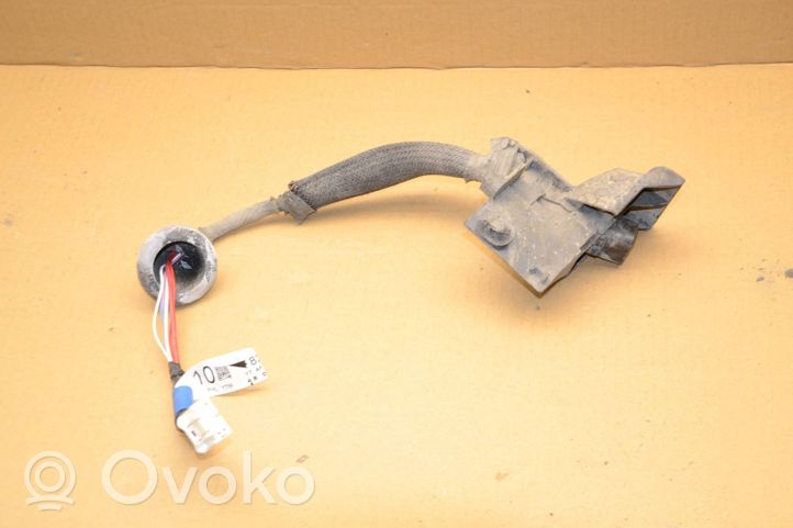 Toyota RAV 4 (XA40) Altro tipo di cablaggio 8218142100