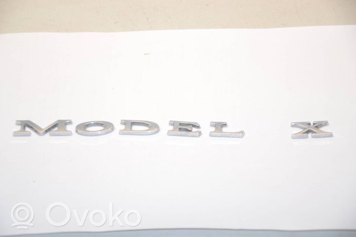 Tesla Model X Emblemat / Znaczek tylny / Litery modelu 104785500A